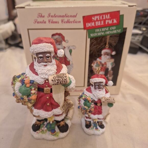 African American Santa Claus Figurine International Collection Double Pack USA - Picture 1 of 7